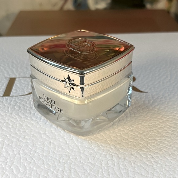 NWOT Dior prestige La Crème - .5oz - Picture 2 of 3